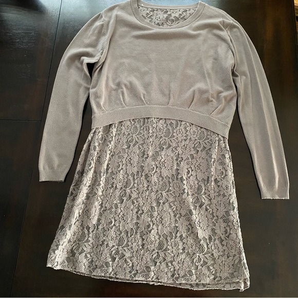 Elegant taupe long-sleeve dress tunic soft knit top lace skirt tag missing S/M - Picture 1 of 5